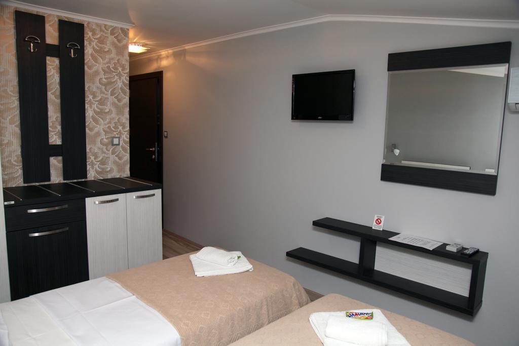 Silver House Hostel Čačak Oda fotoğraf