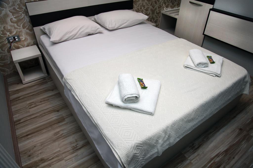 Silver House Hostel Čačak Oda fotoğraf